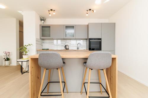 Central Vibes by Belmont Realty