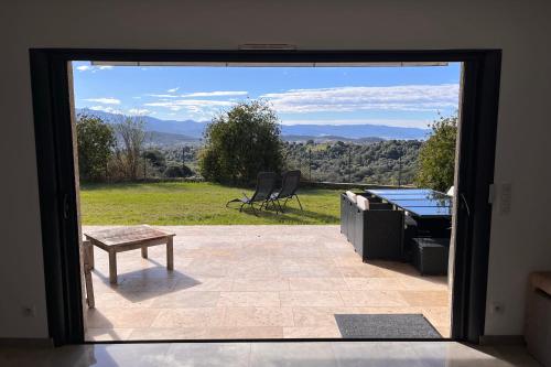 Romane - Terrace Garden Great View - by TGB