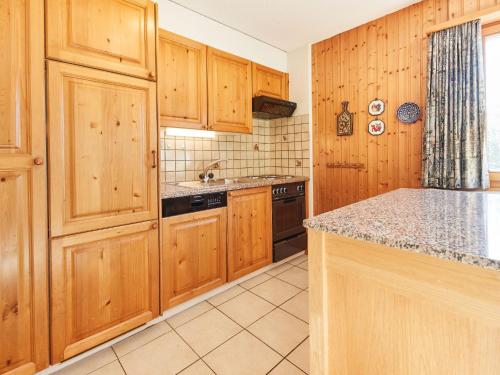 Apartment Grand Vue by Interhome