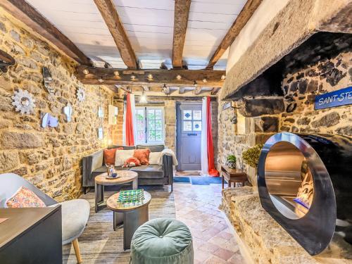 Posezení v ubytování Holiday Home Maison du Bosco by Interhome