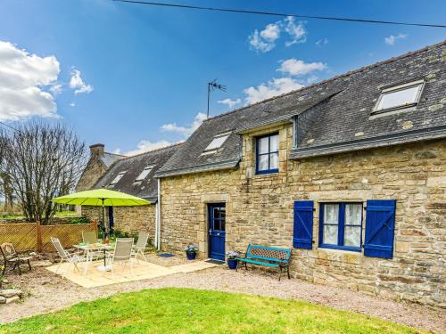 Holiday Home Maison de Kerguen by Interhome