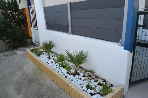 Gambar di galeri bagi L' Escale Plage 50m ,CLIM, WIFI, BOX TV di Fos-sur-Mer