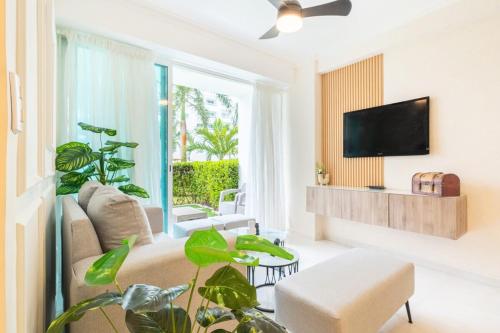 Beach Escape -Pool Patio -Free Parking -Pets