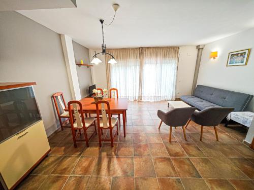 LITORAL COSTA DORADA - LAS CUMBRES Only families