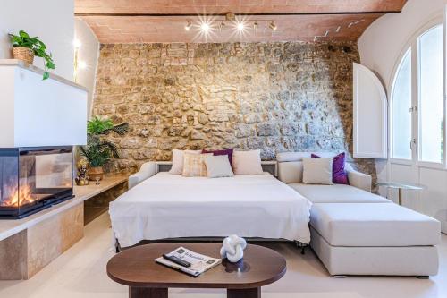 Ένα ή περισσότερα κρεβάτια σε δωμάτιο στο Golden View-Casa vacanze appena ristrutturata nel core della campagna toscana