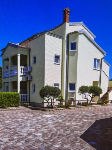 Apartments Rajic