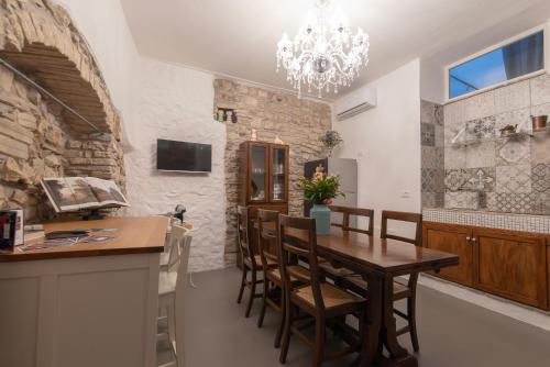 Kuchyň nebo kuchyňský kout v ubytování My Home Assisi
