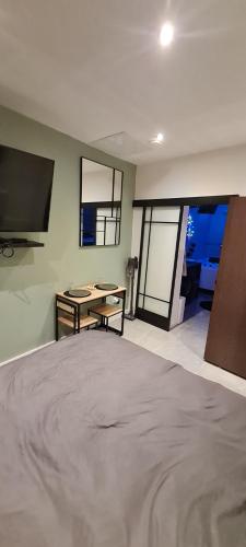 Apartment in Paris with Jaccuzzi