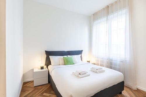 Cool and Big Central Apartment Duomo - White photo 13