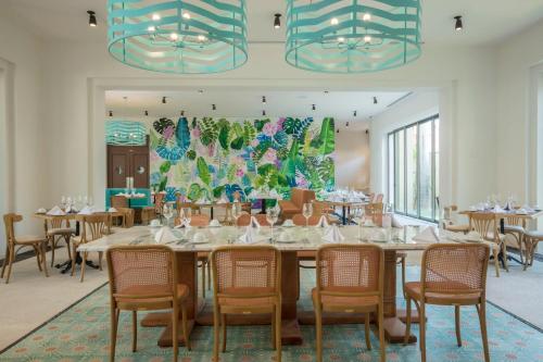 En restaurant eller et andet spisested på The Hacienda at Krystal Grand Puerto Vallarta- All Inclusive