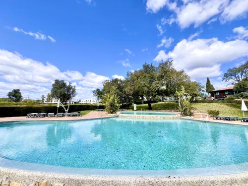 Albufeira Balaia Golf Vilage 7 With Pool by Homing
