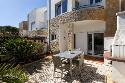 Villa Catarina by ACasaDasCasas
