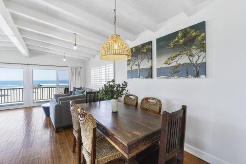 Χώρος καθιστικού στο 3600 W Oceanfront