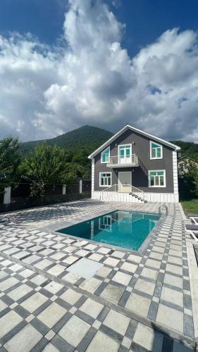BUTAWAY Homes