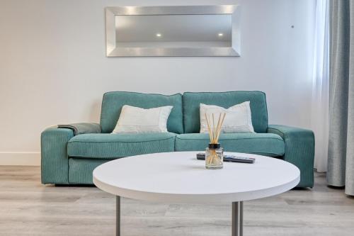 BSE15 Apartments 2F, a Home in Madeira