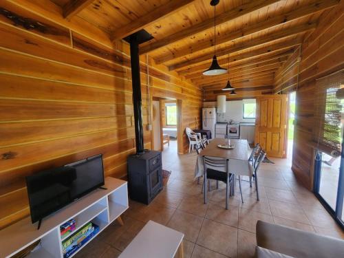 Kuchyň nebo kuchyňský kout v ubytování Cabaña Altos los Reartes