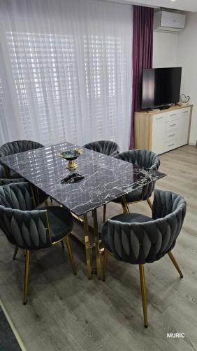 TV/Unterhaltungsangebot in der Unterkunft Apartmani MURIC Ljubljana
