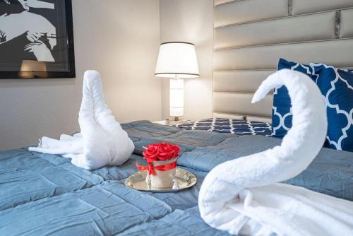 Ένα ή περισσότερα κρεβάτια σε δωμάτιο στο Peaceful Paradise Relax in Las Vegas