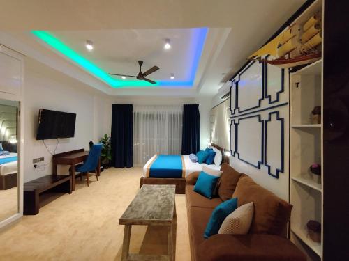 Ocean View Luxury Condoにあるテレビまたはエンターテインメントセンター