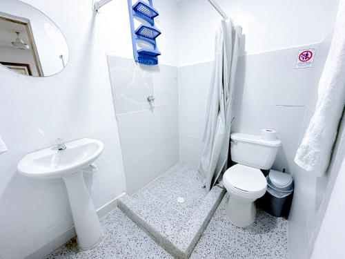 Koupelna v ubytování Hotel CasaBlanca Cartagena