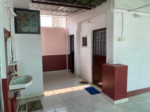 Ένα μπάνιο στο Sanjog Home Nagpur