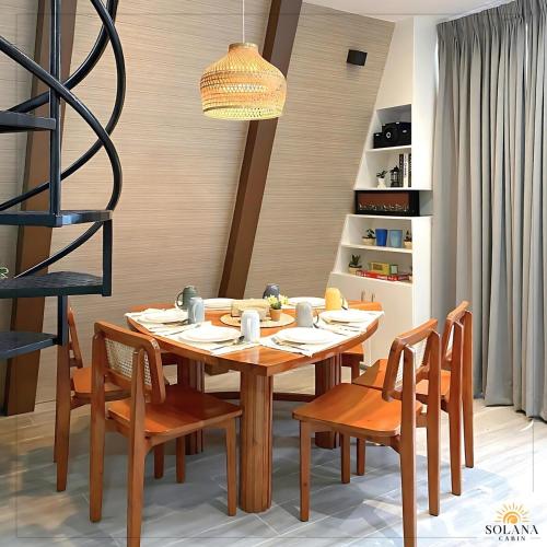 Fotografie z fotogalerie ubytování Cozy Modern A-Cabin in Tagaytay v destinaci Tagaytay