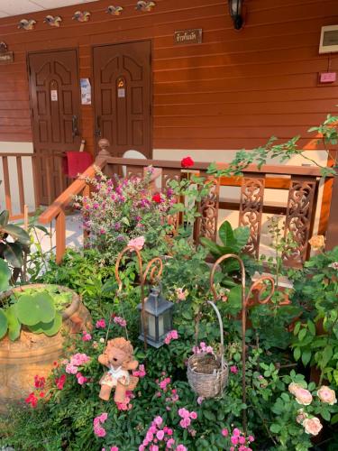 Κήπος έξω από το K Khan Garden at Chiang Khan Walking Street