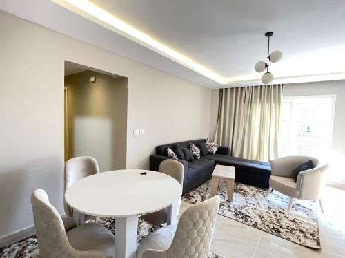 Χώρος καθιστικού στο Golden House Madinty