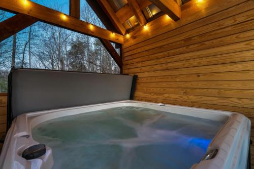 Tunnel Vision - Private with Hot Tub photo 26