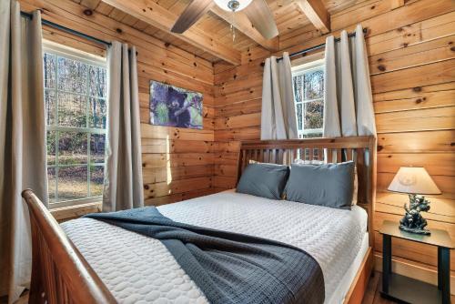 Woodland Ridge - Private 3 Bedrooms with Hot Tub photo 24
