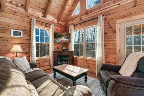 Woodland Ridge - Private 3 Bedrooms with Hot Tub photo 34