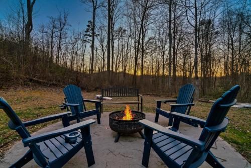 Woodland Ridge - Private 3 Bedrooms with Hot Tub photo 39