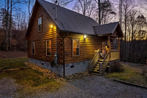 Woodland Ridge - Private 3 Bedrooms with Hot Tub photo 40