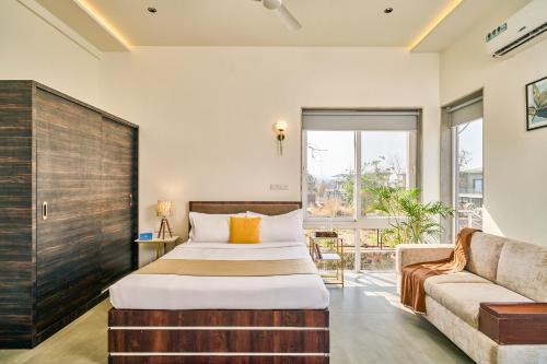 Katil atau katil-katil dalam bilik di SaffronStays Golden Hour