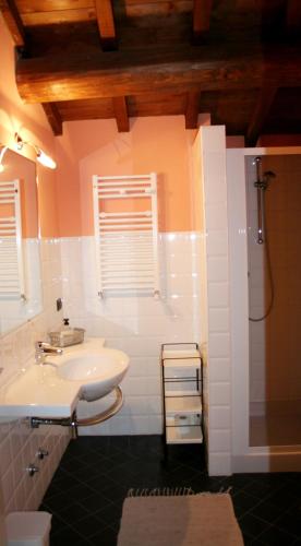 Ένα μπάνιο στο Agriturismo Nicobresaola