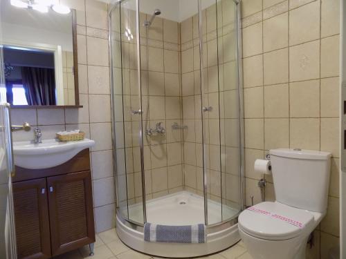 Ванная комната в Zaggou Apartments