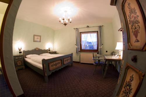 Hotel Kroneにあるベッド