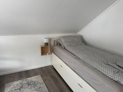 Ένα ή περισσότερα κρεβάτια σε δωμάτιο στο Comfortable House in Lyngen