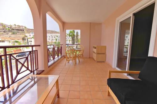 Large modern apartment with terrace & heated pool