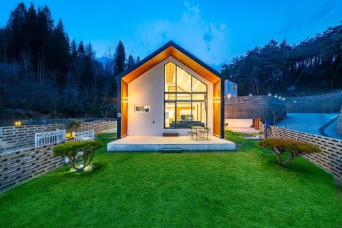 Příroda nedaleko penzionu