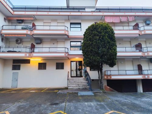 Foto Condominio Linda 2