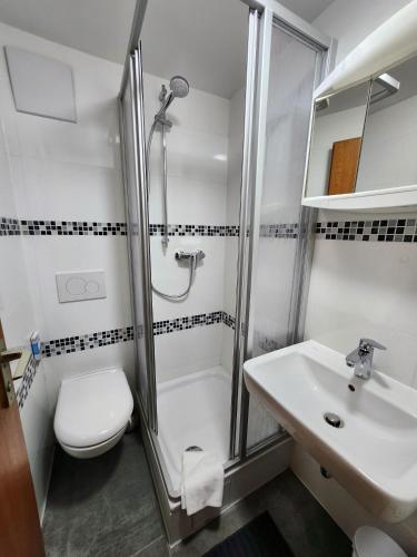 Ένα μπάνιο στο Rastatt Hotel Schiff