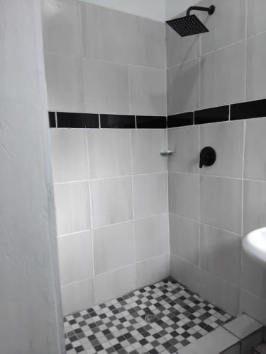 Ένα μπάνιο στο Claremont Secured unit