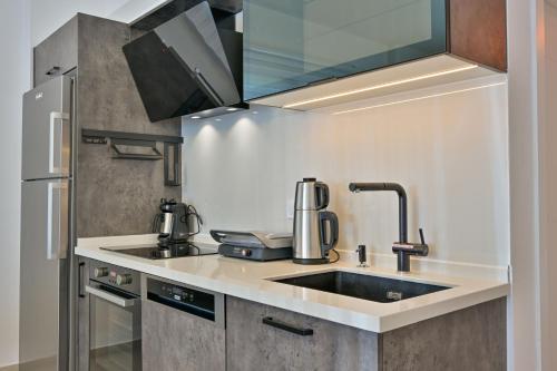Dapur atau dapur kecil di Hİ LİFE suites