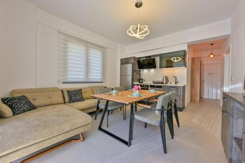 Dapur atau dapur kecil di Hİ LİFE suites
