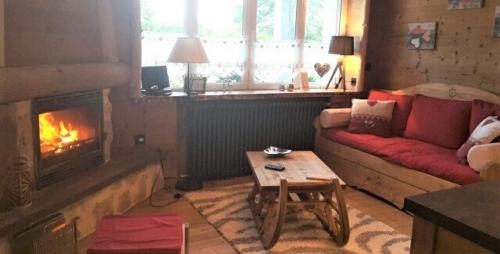 GITE LE CALOU AVEC JACUZZI situé à St Laurent-en-Grandvaux - du samedi au samedi uniquement