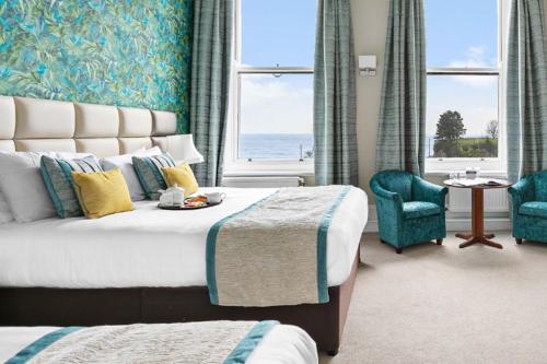 Standard Family Room with Sea View