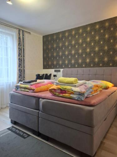 B&B Waldblick Hotel mit großem Parkplatzにあるベッド