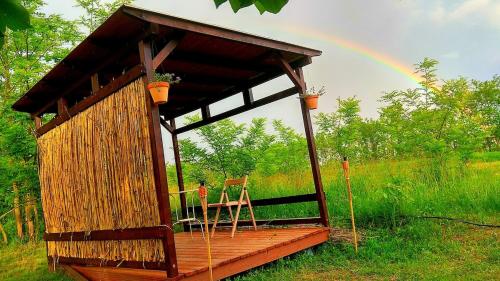 Κήπος έξω από το An original Tiny House WiFi, AC, Bikes, HO compatible