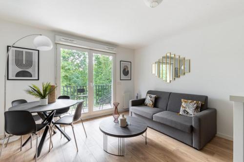 StadeDeFrance 6P Terrace Apartment